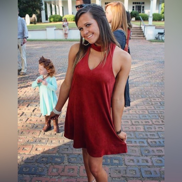 Red suede dress - Picture 2 of 2